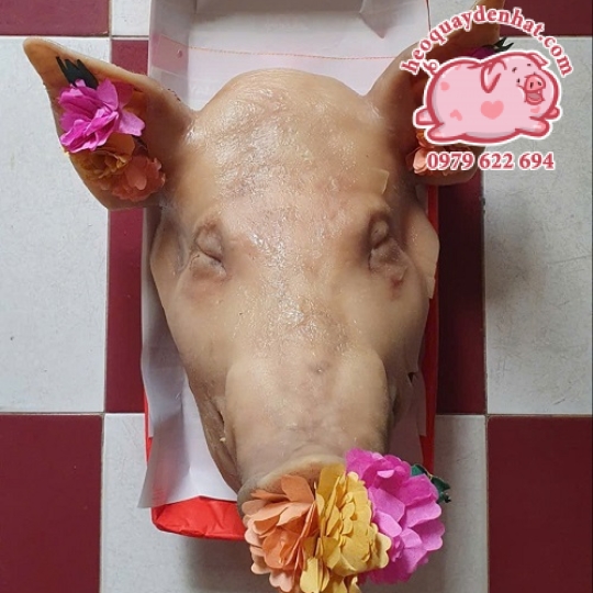 ĐẦU HEO LUỘC - ĐUÔI HEO LUỘC 